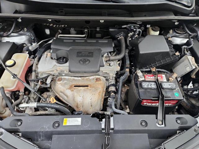 Photo of 2017 Silver Toyota RAV4