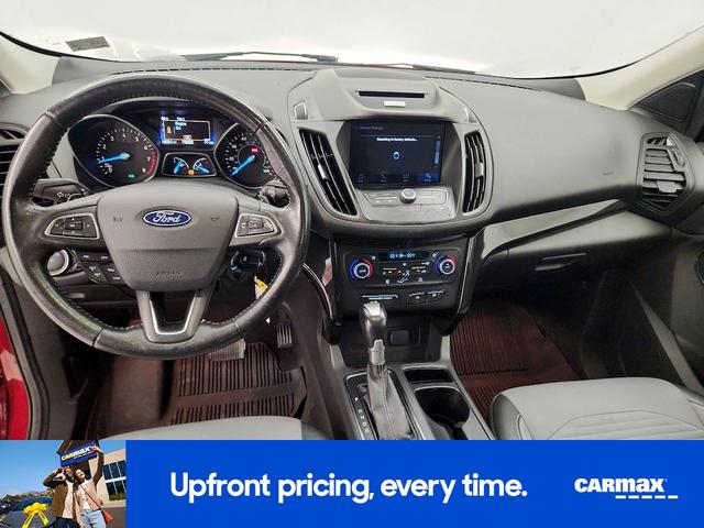 Photo of 2017 Red Ford Escape