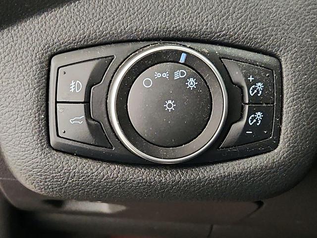 Photo of 2017 Red Ford Escape