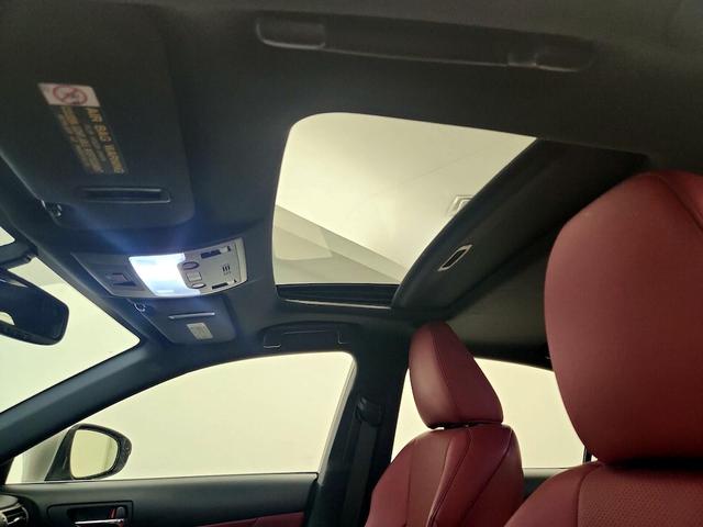Photo of 2015 Silver Lexus IS 350