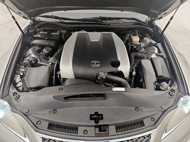Photo of 2015 Silver Lexus IS 350