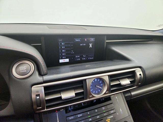 Photo of 2015 Silver Lexus IS 350
