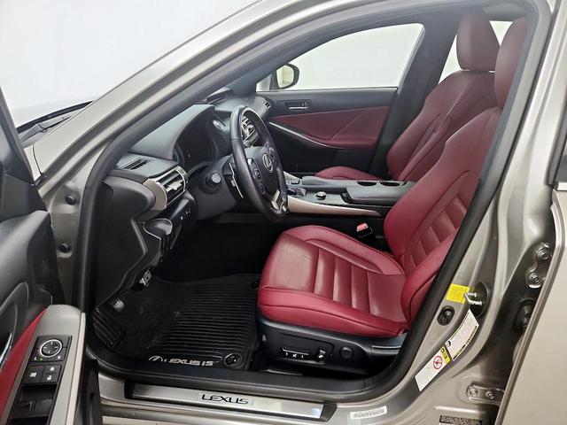 Photo of 2015 Silver Lexus IS 350