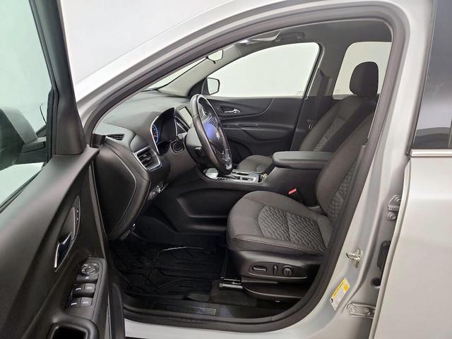 Photo of 2019 Silver Chevrolet Equinox