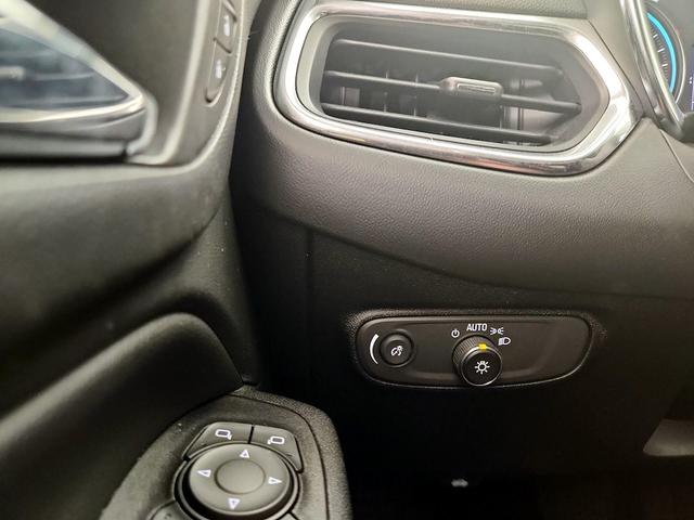 Photo of 2019 Silver Chevrolet Equinox