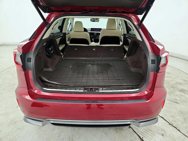 Photo of 2017 Red Lexus RX 450h