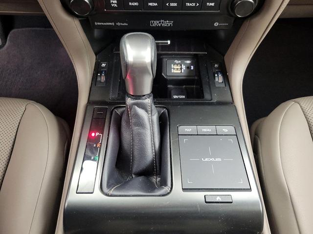 Photo of 2022 Gray Lexus GX 460