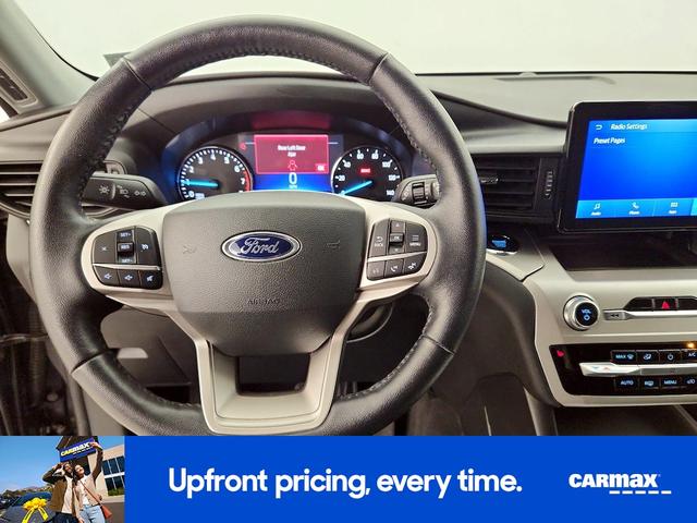 Photo of 2022 Gray Ford Explorer