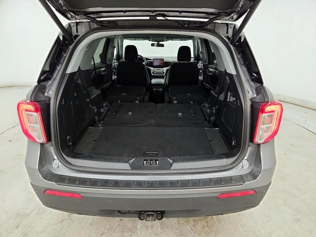 Photo of 2022 Gray Ford Explorer