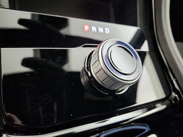 Photo of 2023 Pearl Jeep Grand Cherokee