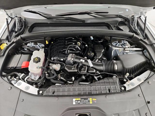 Photo of 2023 Pearl Jeep Grand Cherokee