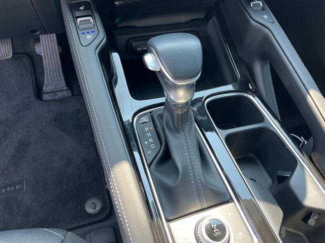 Photo of 2024 Gravity Gray Kia Telluride