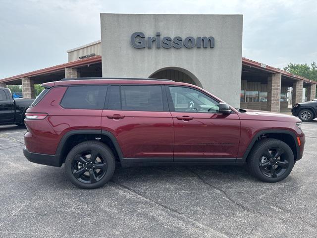 Photo of 2025 Velvet Red Pearlcoat Jeep Grand Cherokee L