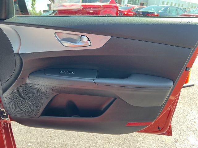 Photo of 2023 Fire Orange Kia Forte