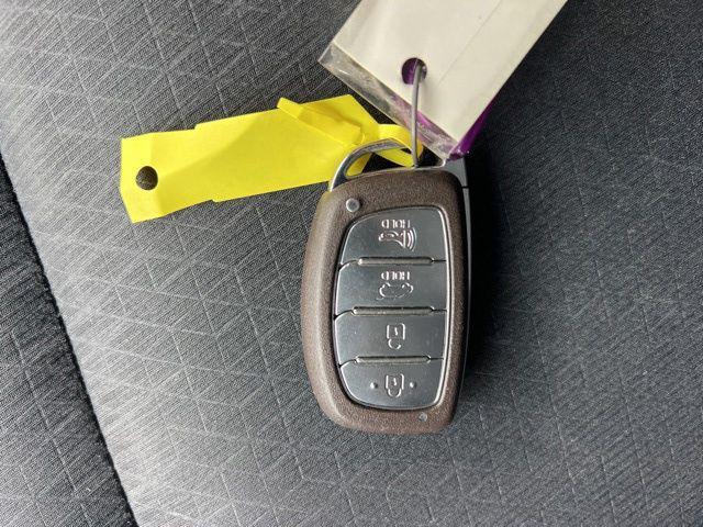 Photo of 2016 Caribbean Blue Hyundai TUCSON