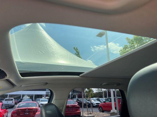 Photo of 2021 Sapphire Blue Kia Sorento