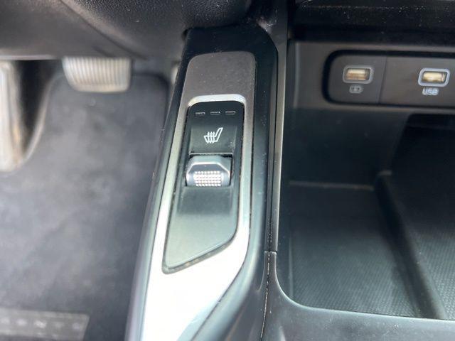 Photo of 2021 Sapphire Blue Kia Sorento