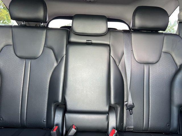 Photo of 2021 Sapphire Blue Kia Sorento