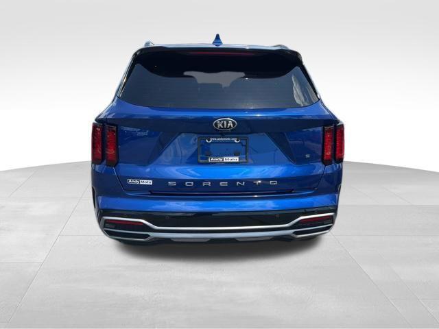 Photo of 2021 Sapphire Blue Kia Sorento