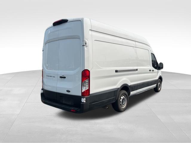 Photo of 2023 Oxford White Ford Transit-250
