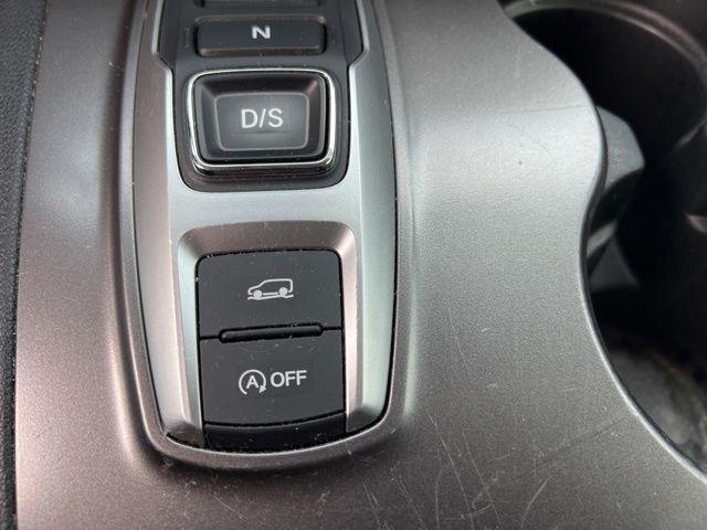 Photo of 2022 Black Honda Pilot