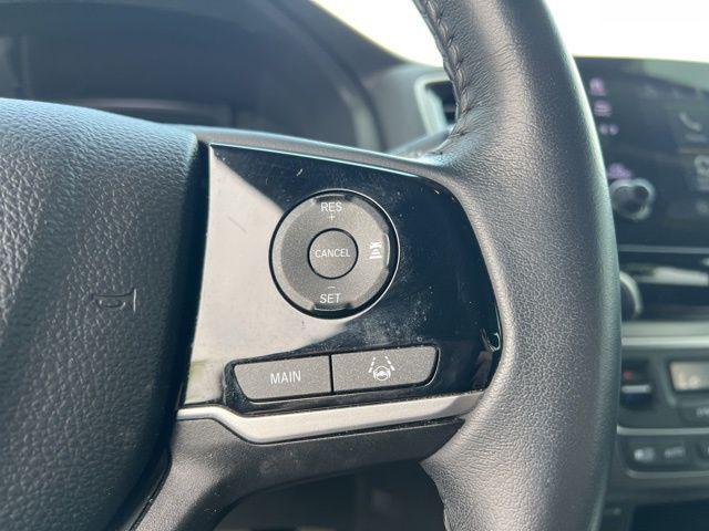 Photo of 2022 Black Honda Pilot
