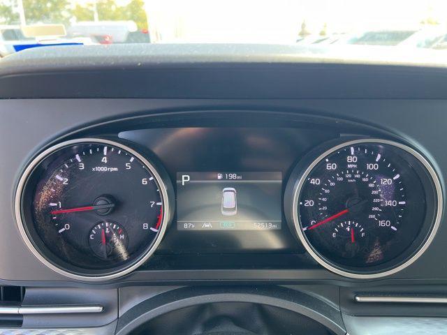 Photo of 2024 Deep Chroma Blue Kia Carnival