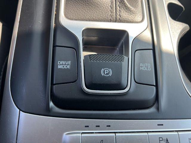Photo of 2024 Deep Chroma Blue Kia Carnival