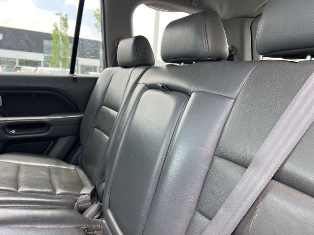Photo of 2006 Steel Blue Metallic Honda Pilot