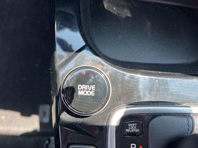 Photo of 2023 Neptune Blue Kia Seltos