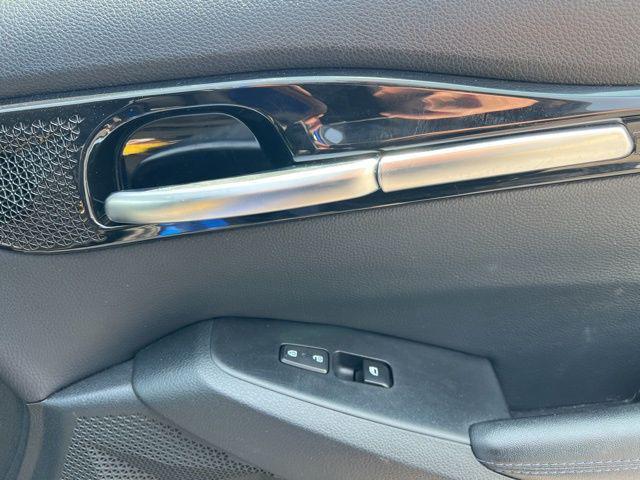 Photo of 2023 Neptune Blue Kia Seltos