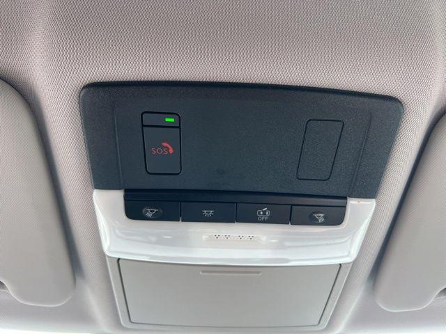 Photo of 2023 Cosmic Blue Metallic Mitsubishi Outlander
