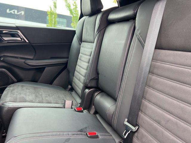 Photo of 2023 Cosmic Blue Metallic Mitsubishi Outlander