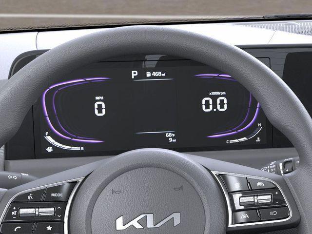 Photo of 2026 White Pearl Kia Seltos