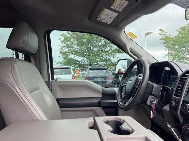 Photo of 2019 Oxford White Ford F-250