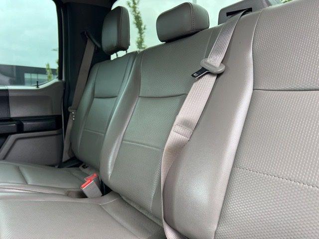 Photo of 2019 Oxford White Ford F-250