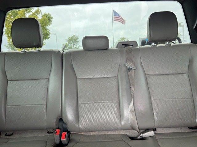 Photo of 2019 Oxford White Ford F-250