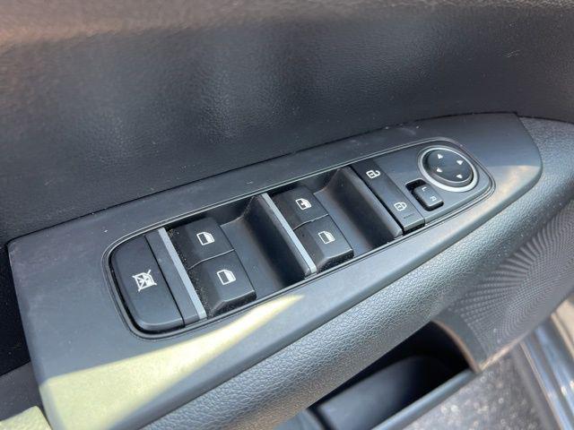 Photo of 2024 Gravity Gray Kia Forte