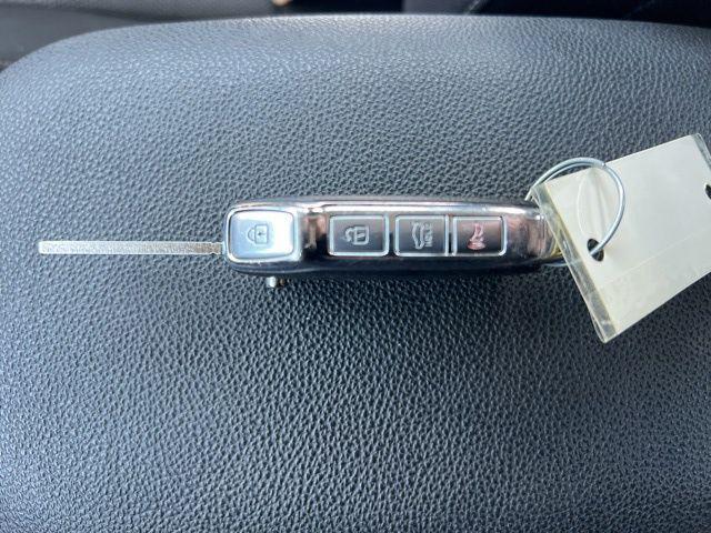 Photo of 2024 Gravity Gray Kia Forte