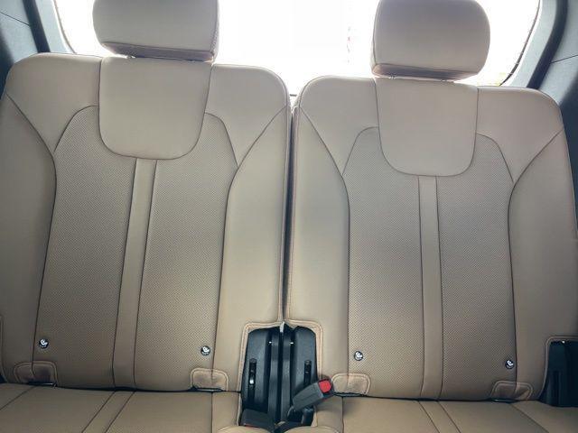 Photo of 2025 Jungle Green Kia Sorento
