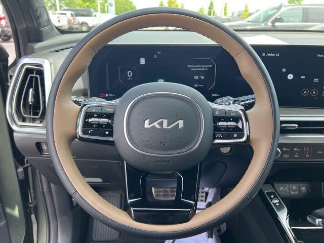 Photo of 2025 Jungle Green Kia Sorento
