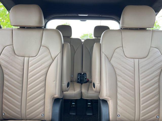 Photo of 2025 Jungle Green Kia Sorento