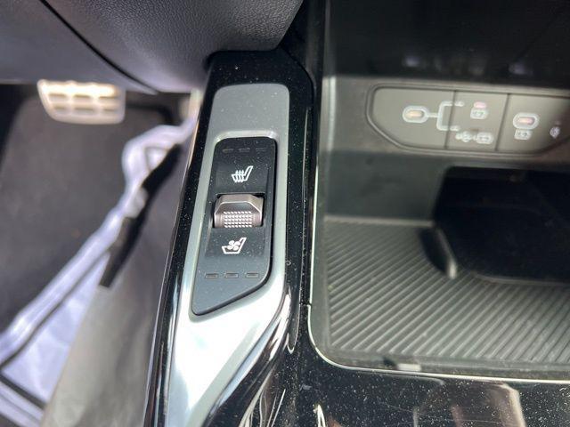 Photo of 2025 Jungle Green Kia Sorento
