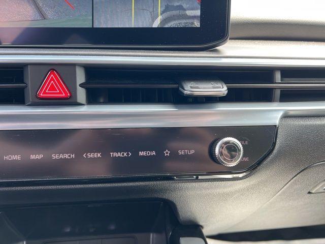 Photo of 2025 Jungle Green Kia Sorento