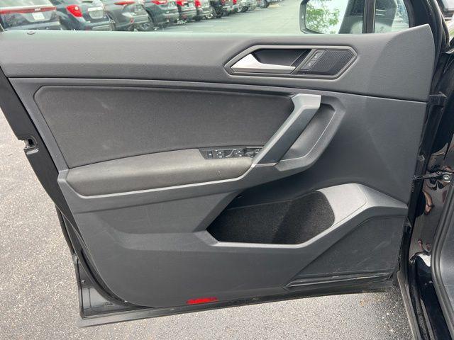 Photo of 2020 Black Volkswagen Tiguan