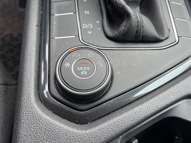 Photo of 2020 Black Volkswagen Tiguan