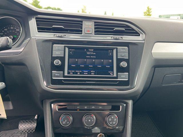Photo of 2020 Black Volkswagen Tiguan