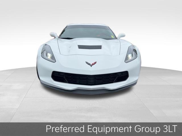 Photo of 2019 Arctic White Chevrolet Corvette