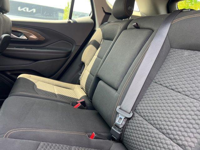 Photo of 2018 Summit White GMC Terrain