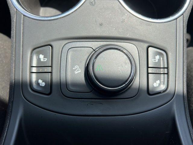 Photo of 2018 Summit White GMC Terrain